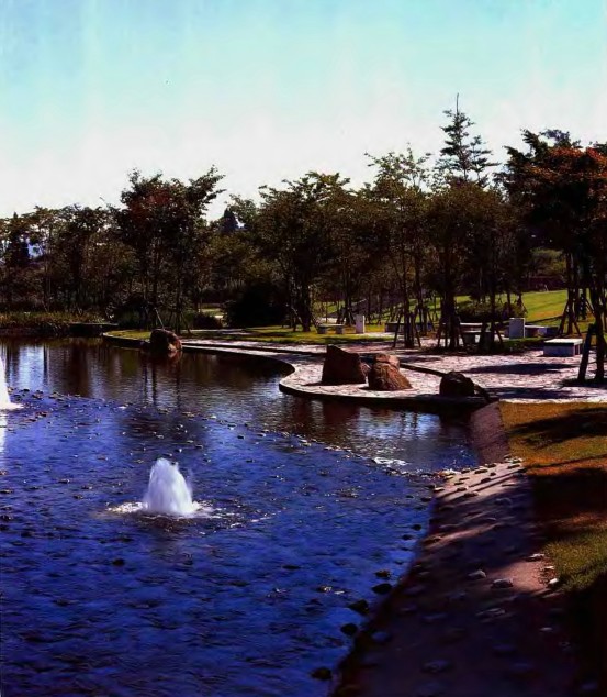 戶田芳樹作品：綠色津南中央庭園 中國風景園林網(wǎng)