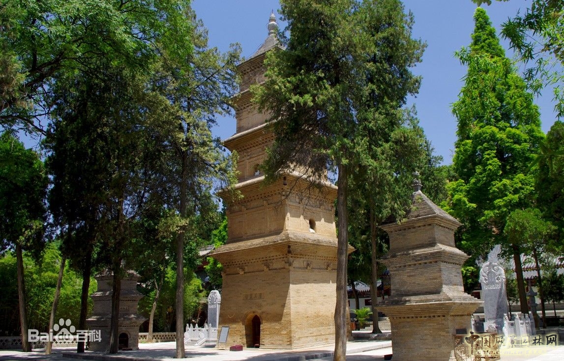 興教寺塔