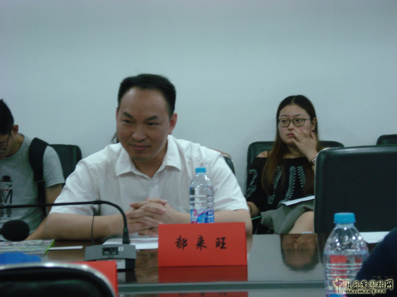 系列報道3：南林風(fēng)景園林學(xué)院走進企業(yè)和學(xué)校