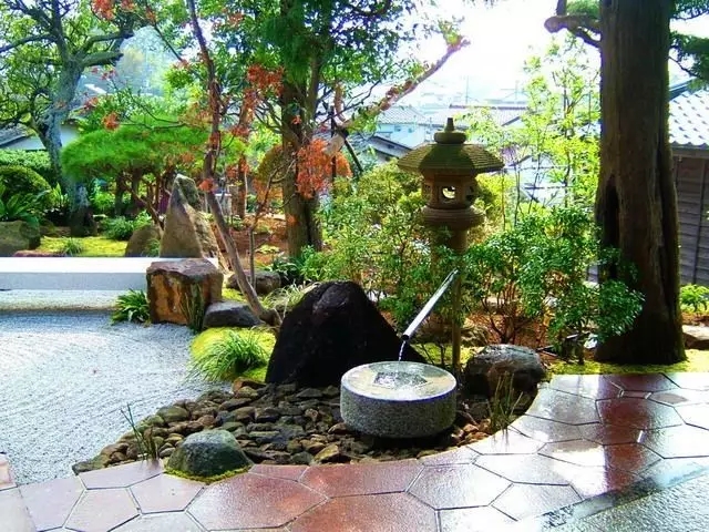 日式庭院 現(xiàn)實(shí)與抽象的結(jié)合