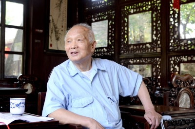 文化學(xué)者朱江：孤詣考城史，文心雕園林