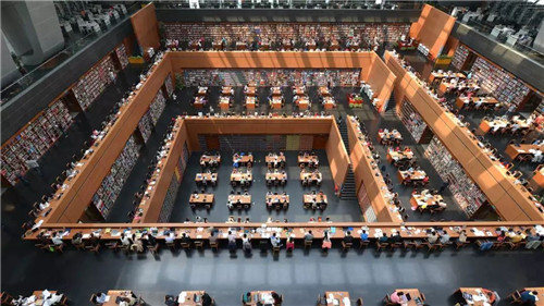 公共圖書館開放閱覽空間形態(tài)設(shè)計研究