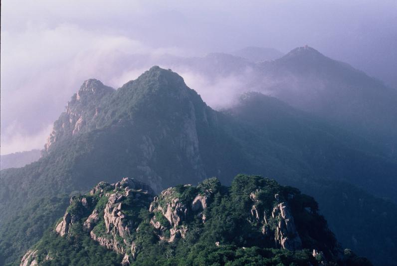 全國(guó)3714家A級(jí)旅游景區(qū)恢復(fù)營(yíng)業(yè) 復(fù)工率超30%