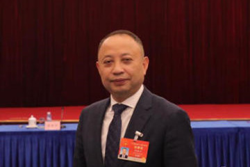 何樹平代表：加大公園綠地建設(shè)力度
